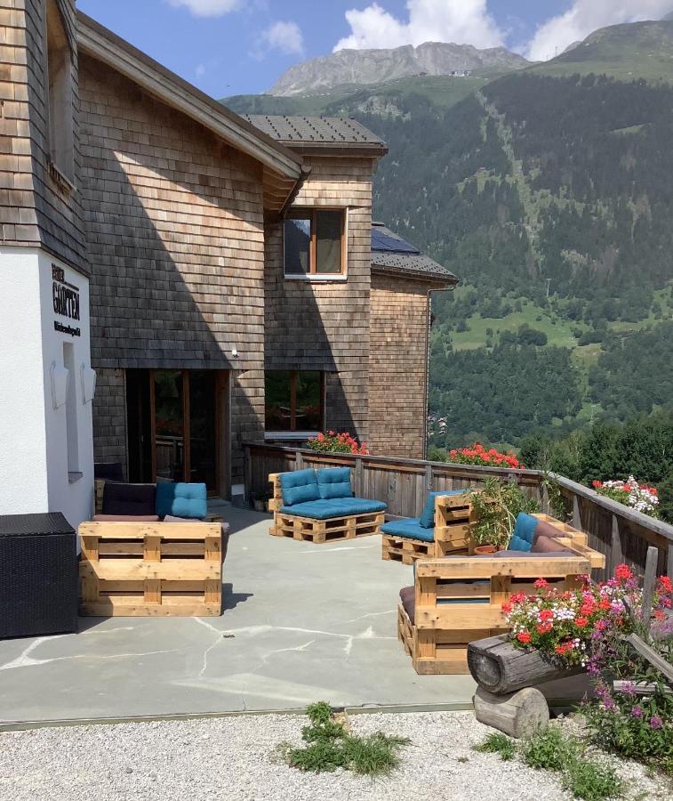 Berglandhof Hotel Ernen エクステリア 写真